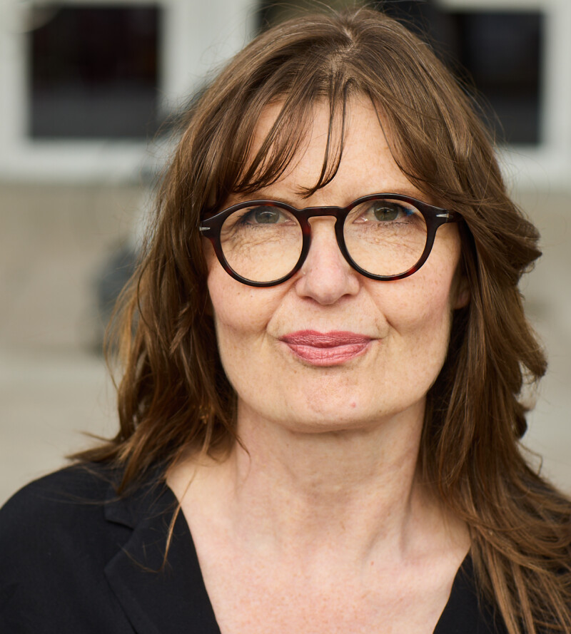 Nina van den Brink